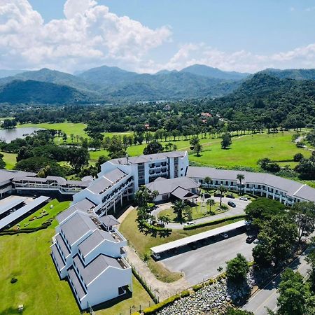 Sir James Resort Phayayen Exteriör bild