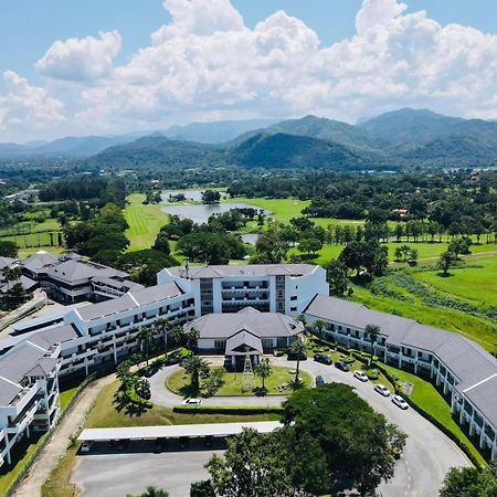 Sir James Resort Phayayen Exteriör bild