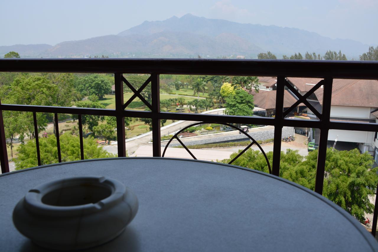 Sir James Resort Phayayen Exteriör bild
