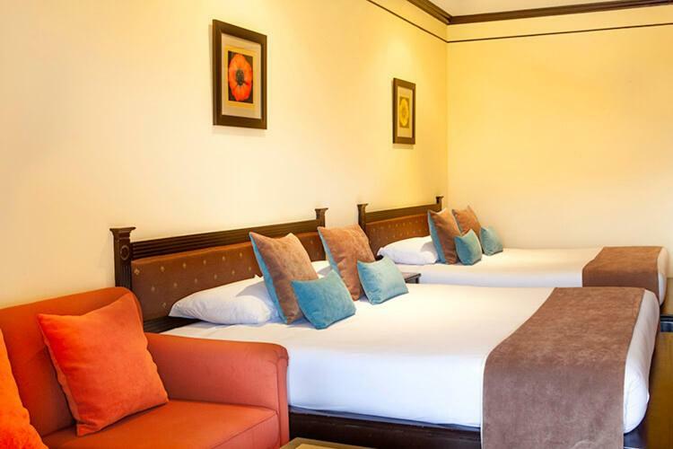 Sir James Resort Phayayen Exteriör bild